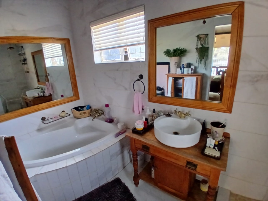 4 Bedroom Property for Sale in Kuruman Northern Cape